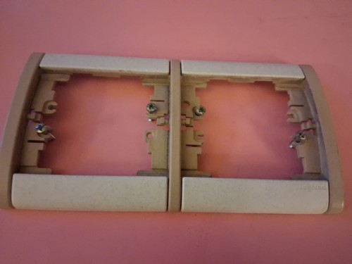Plaque double horizontale