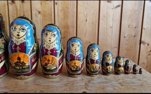 Poupées russes matriochka - russes,