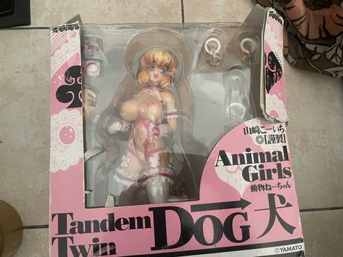 Figurine tandem twin - figurine, dog