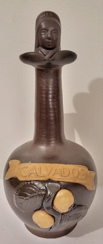 Ancienne carafe bouteille