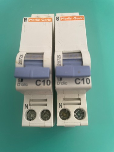 Merlin gerin lot 2 - lot,