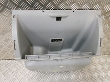 Boite à gants grise - Citroen Xsara Picasso après mars 2004