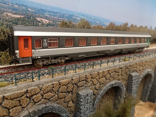 Voiture corail classe et 2 - corail,
