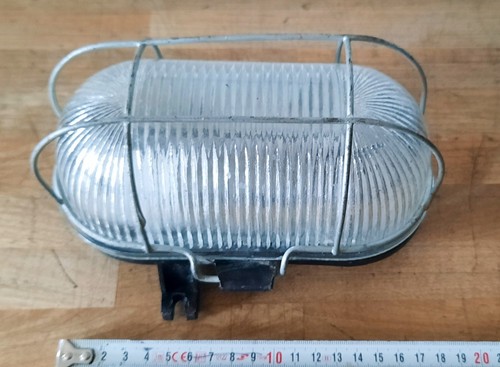 Ancienne lampe hublot - lampe,