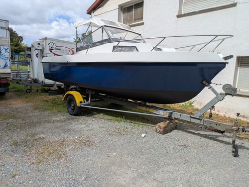 Bateau moteur hors bord - bateau,