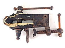 ANCIEN PETIT ÉTAU D'ÉTABLI