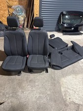 Ensemble De Sièges Avec