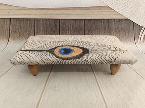 Foot riser peacock stool - riser,