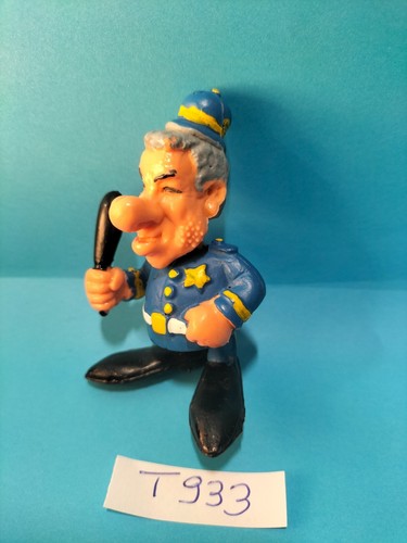 Figurine t933 gendarme - figurine,