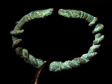 Superbe bracelet serpent en bronze nordique viking jormungandr vers 800-1200 après JC