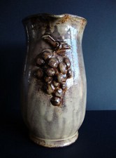 Pichet en grès à decor en