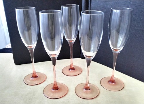 Flutes champagne - à,