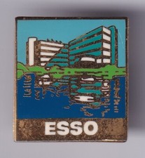 RARE PINS PIN'S ..  AUTO CAR