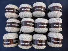12 pelotes 50 g  Gris Fils