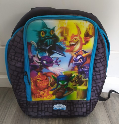 Sac dos - sac, à