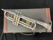 Modèle léger Vicet Bach Stradivarius 180ML 72 cloches d'occasion avec étui ri...