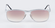 300€ Lunettes de soleil
