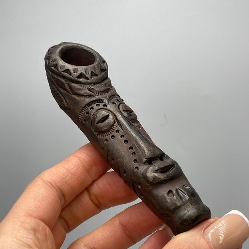 Ancien masque tribal africain