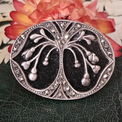 Broche style art déco - style,