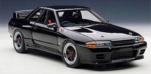 Autoart nissan skyline - 1/18,