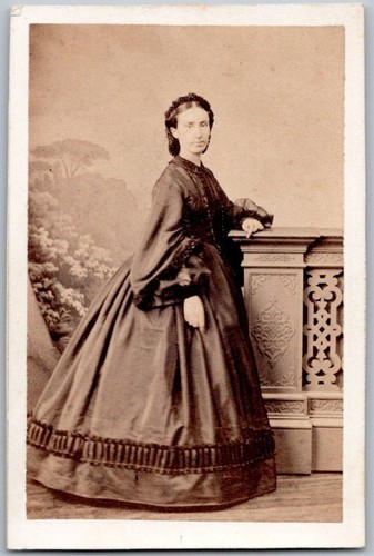 Cdv 1865 mlle - 1865, berthe
