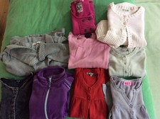 Lot De  7 Gilets, 1 Pull Et 1