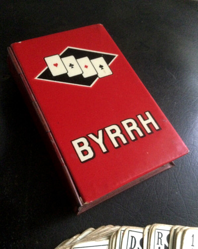Ancienne boîte publicitaire - ancienne,