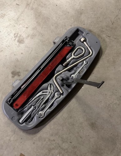 Boîte outils bmw - boîte, 330ci