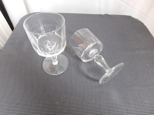 Suite deux verres - à, vins