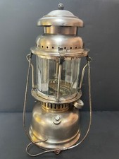 Ancienne Lampe À Pétrole