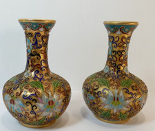 2 superbes petits vases