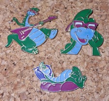 Lot 3 PIN'S BD DESSIN ANIME DENVER LE DERNIER DINOSAURE FR3  Livraison Offerte