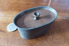 Curieuse petite tabatière