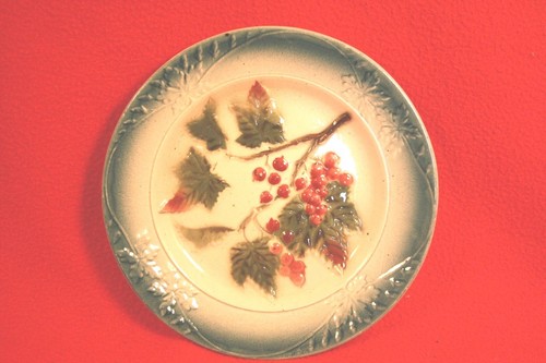 Assiette barbotine decor - ,,