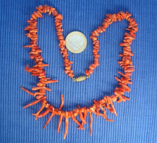 B26d joli collier - collier, corail