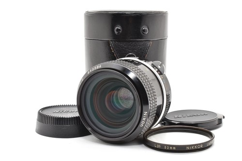 Objectif grand angle nikon - grand,
