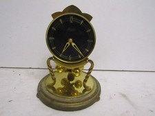 ..ancienne  pendule horloge