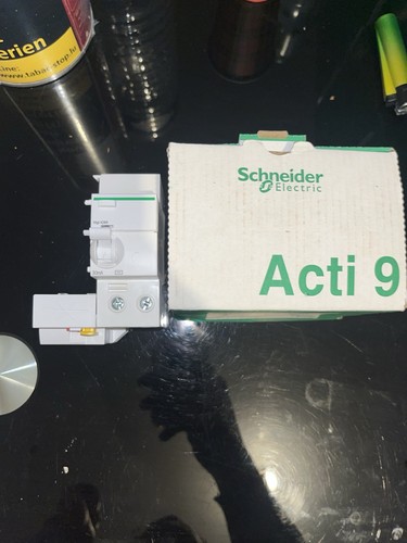 Contacteur schneider a9q11240 - contacteur,