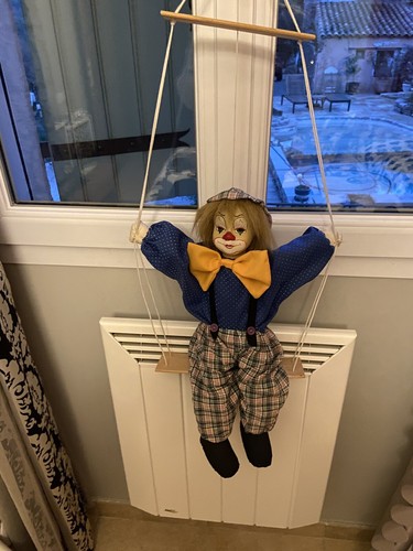 Pantin clown sur - , sa