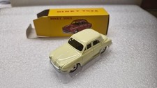 M32 Dinky Toys 24E - RENAULT