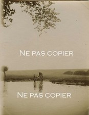 Paysan vers 1910 carriole cheval point d'eau Normandie charrette