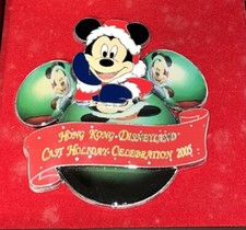 Rare boite pin's disneyland Hong Kong Cast Exclusive Limited Edition