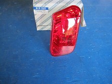 Feu sur pare-chocs arrière droit pour: Fiat: Stilo 5 portes 10/01->12/03