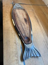 1 Planche à découper décorative ou pour servir du poisson