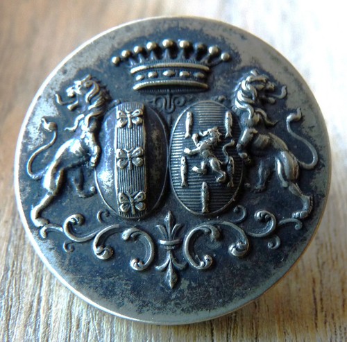 Ancien bouton livrée - ancien,