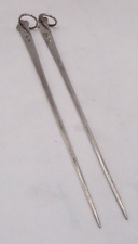 PAIRE DE BROCHETTES OU