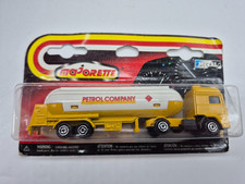 VOITURE MINIATURE MAJORETTE