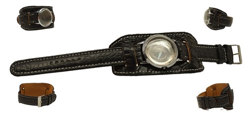 Bracelet montre avec plaque