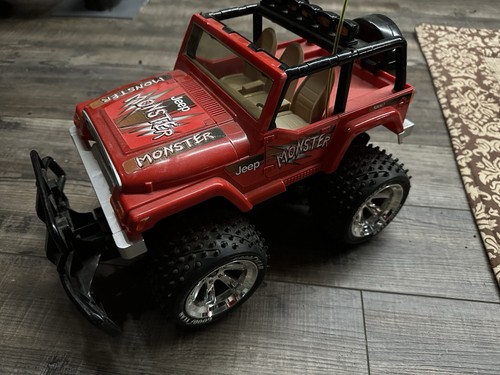 Nikko red jeep - nikko, no