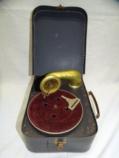 * ANCIEN GRAMOPHONE VALISETTE